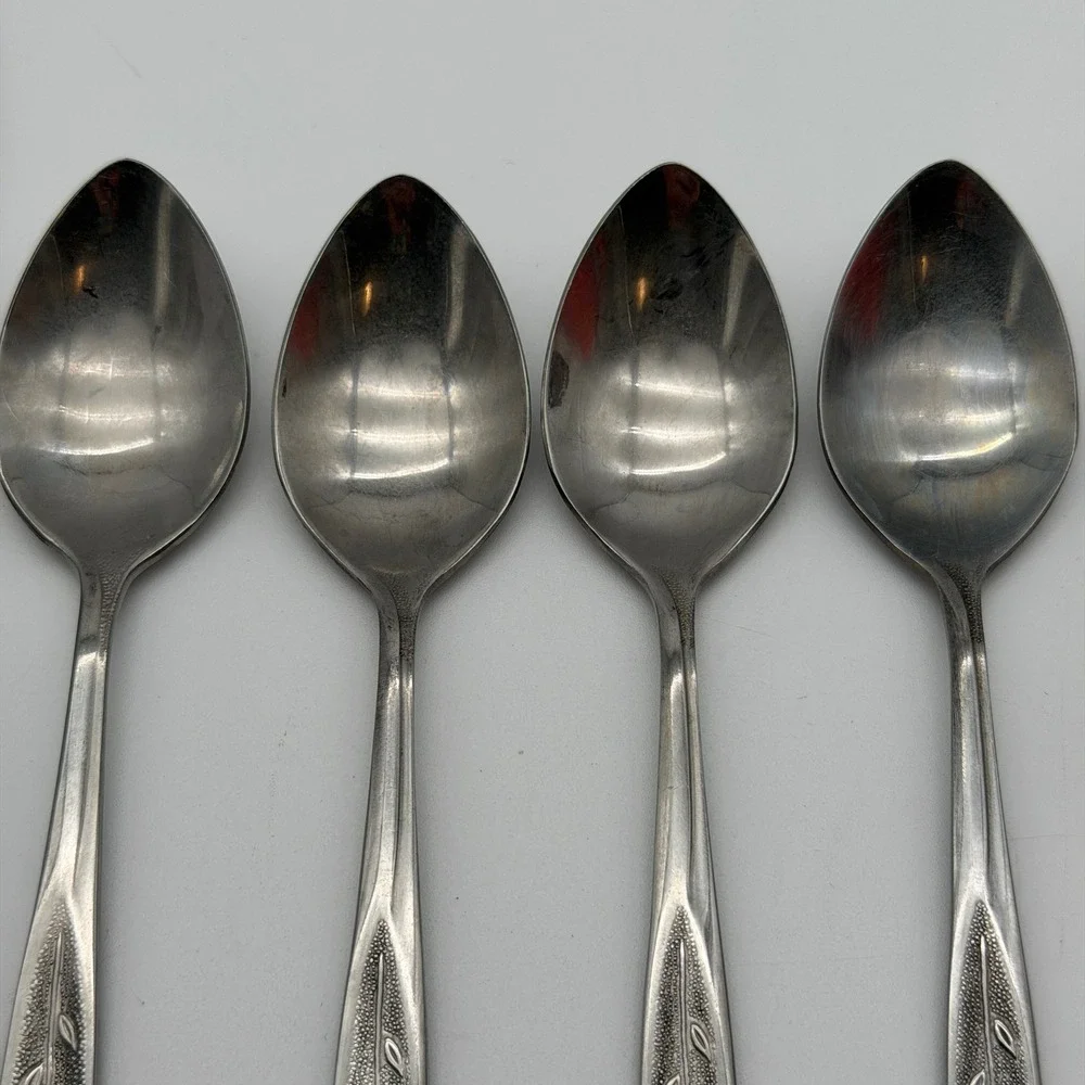 Customcraft Stainless Taiwan Rose Floral Flatware 8pc Set 4 Knives 4 Spoons MCM